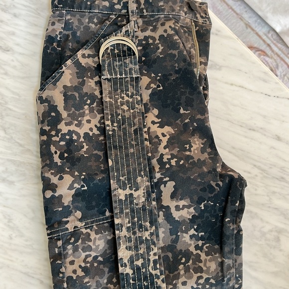 J Brand High Rise Camouflage Cargo - Picture 7 of 7